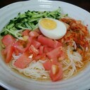 冷やしキムチそうめん